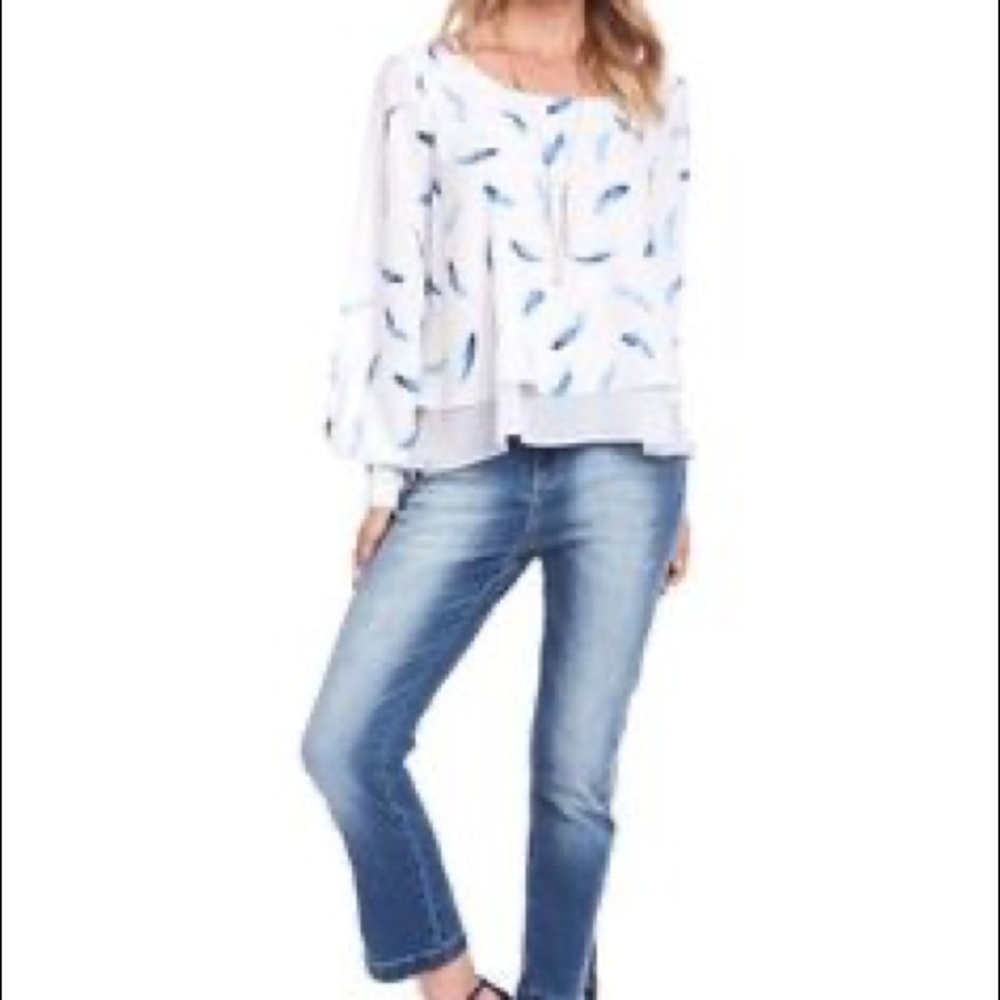 Cartise White with Blue Feather Blouse; 6 women’s Small